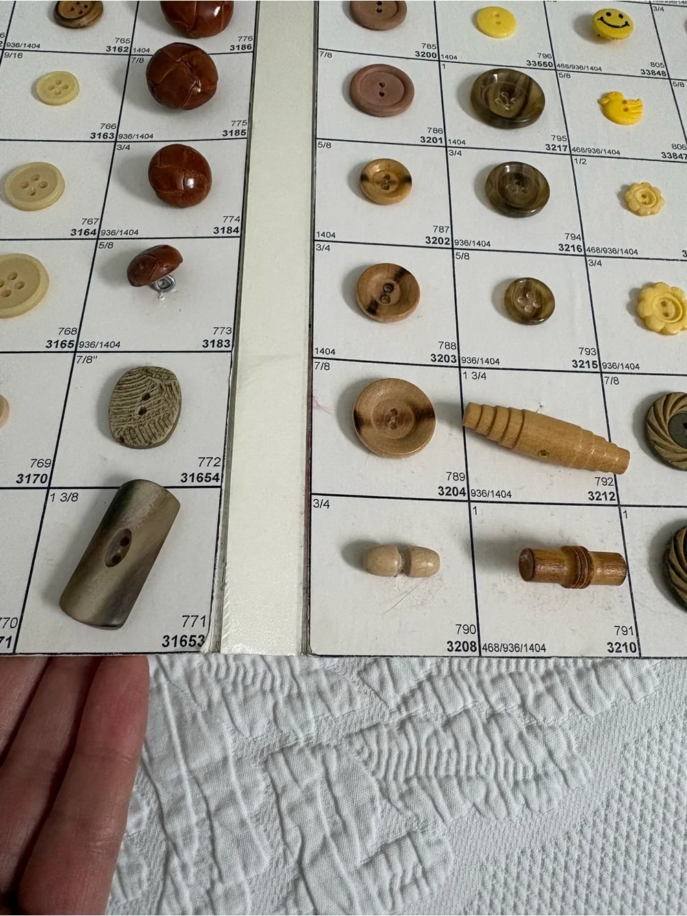Vintage button collection salesman sample card yellow, leather, wood lot of  120